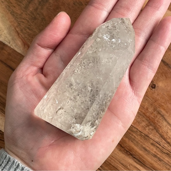 Scenic Quartz- Garden Quartz- Inclusion Quartz Crystal Tower - Picture 13 of 17